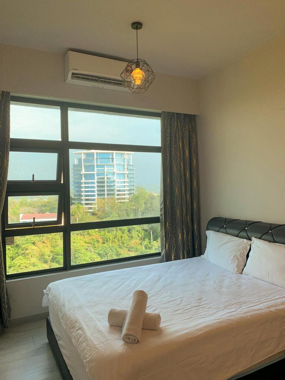 Sunset View Jesselton Quay Near Jesselton Point Near Suria Sabah Near Gaya Street Apartment *